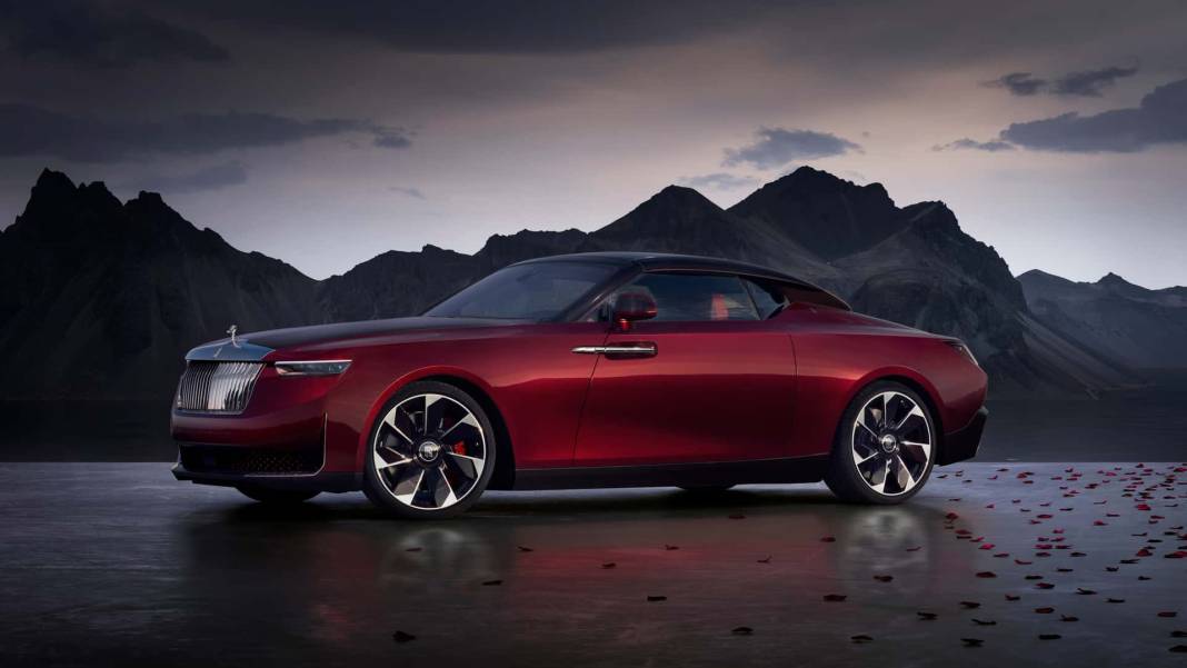 İşte dünyanın en pahalı 10 aracı 11