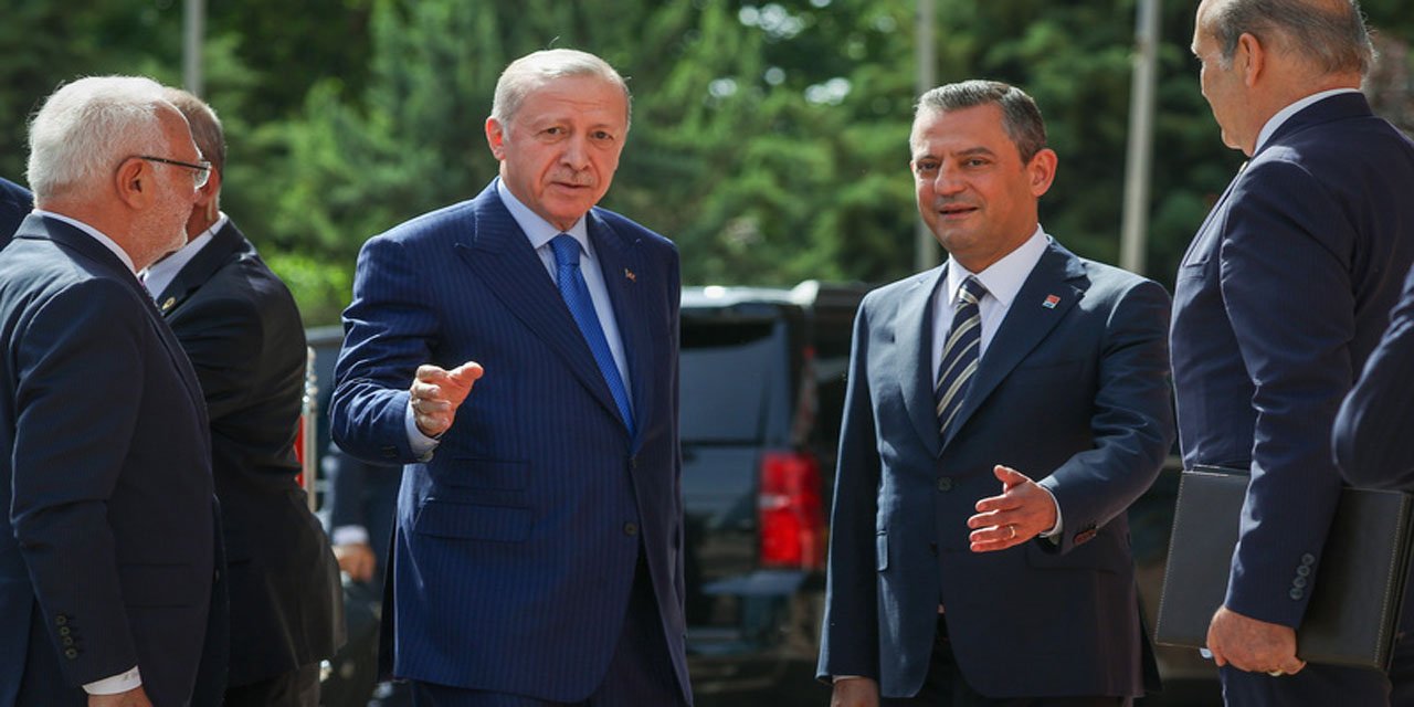 Özgür Özel'den Erdoğan'a: Seninle menemen bile yapmam