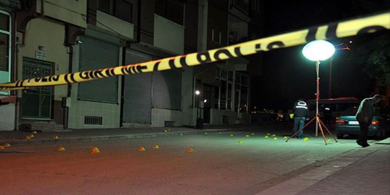 Antalya'da balkondan düşen çocuk hayatını kaybetti