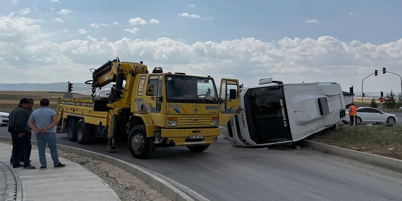 Ankara'da feci trafik kazası: 3 kişi yaralandı