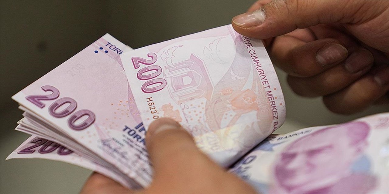 En düşük emekli maaşına ilişkin uzmanlardan tahminler geldi