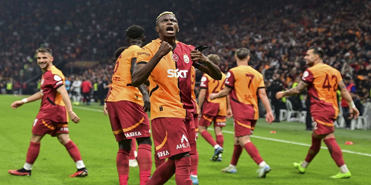 Galatasaray, Osimhen için 75 milyon euro bonservis ödemeyi kabul etti