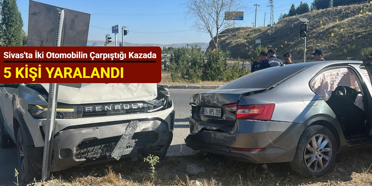 Sivas'ta iki otomobilin çarpıştığı kazada 5 kişi yaralandı