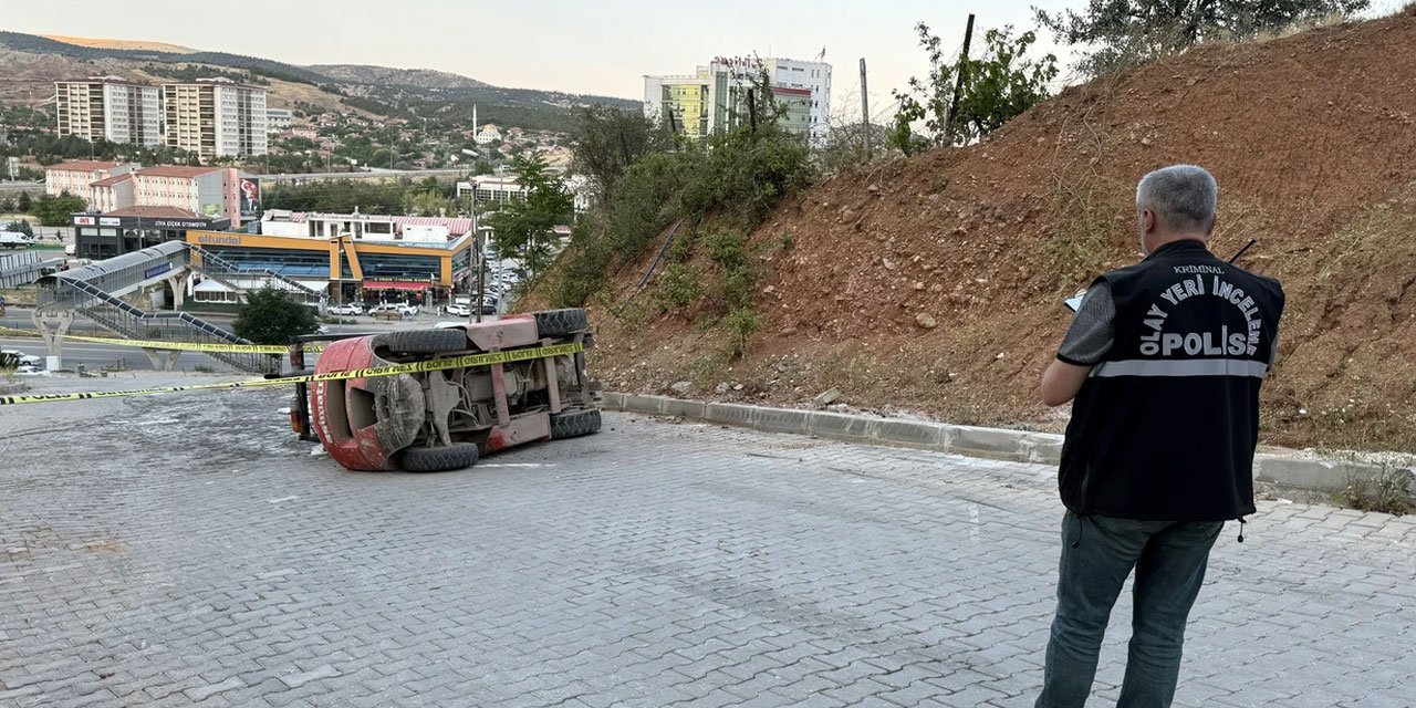 Devrilen forkliftin altında kalan 16 yaşındaki genç hayatını kaybetti