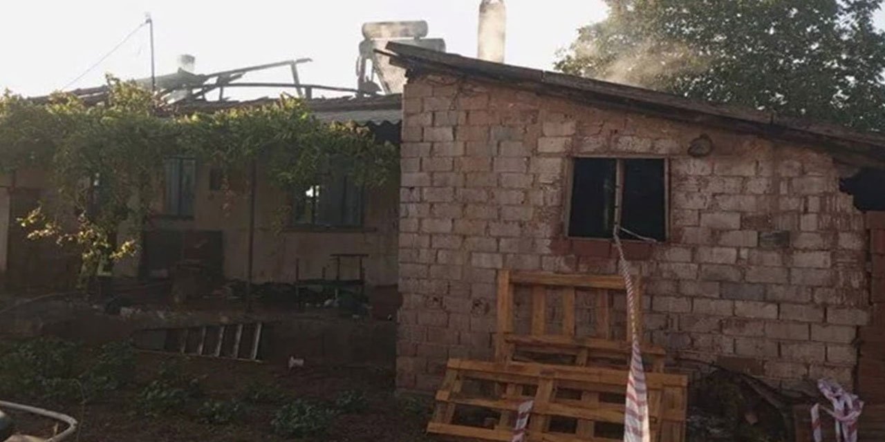 Denizli'de bir evde çıkan yangında 80 yaşındaki kadın hayatını kaybetti