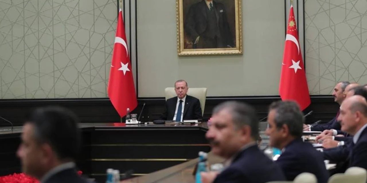 3 eski isim kabineye geri geliyor