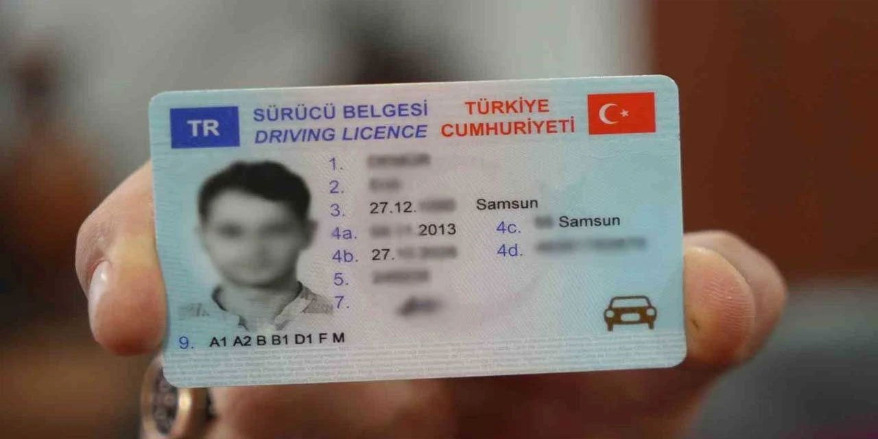 31 Temmuz'a kadar ehliyetini yenilemeyenler 7 bin 438 TL ödeyecek