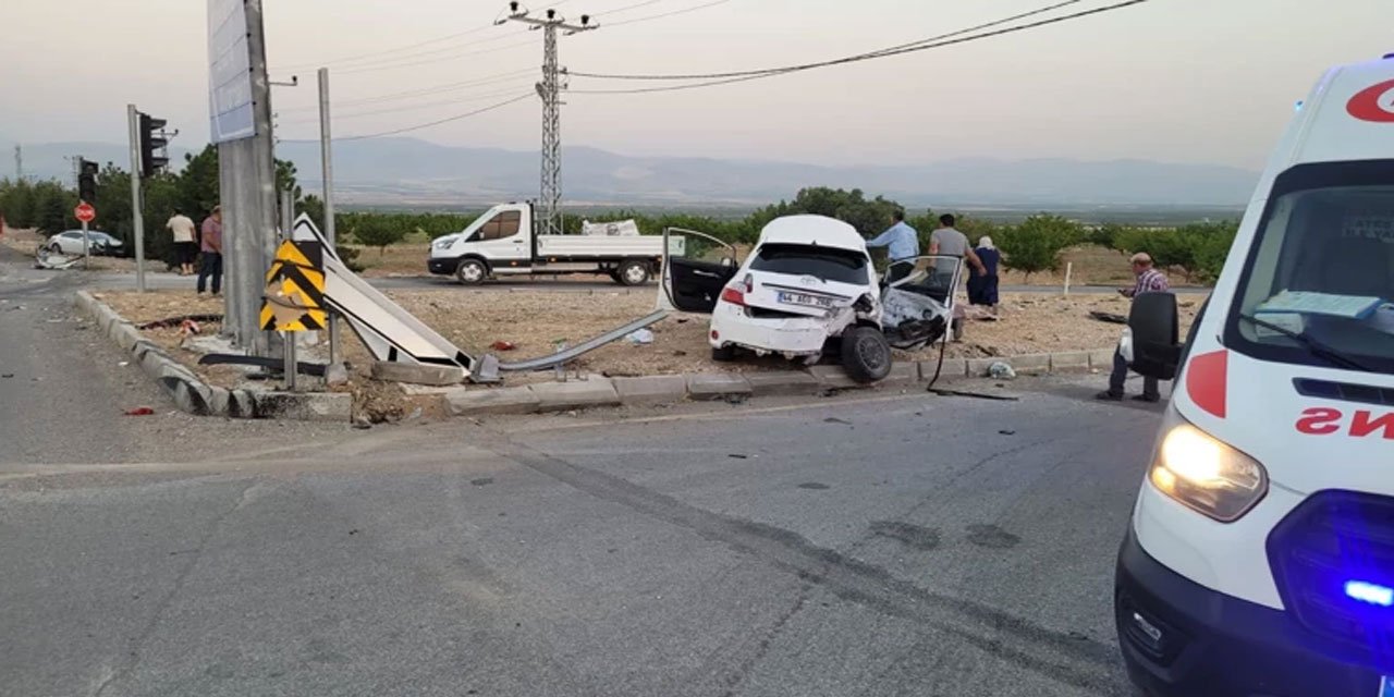 Malatya'da trafik kazası: Ölü ve yaralılar var
