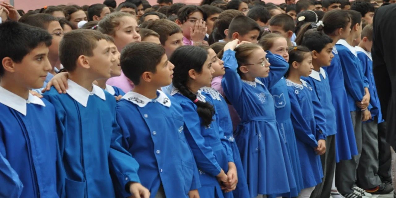 Okullarda serbest kıyafet dönemi sona eriyor