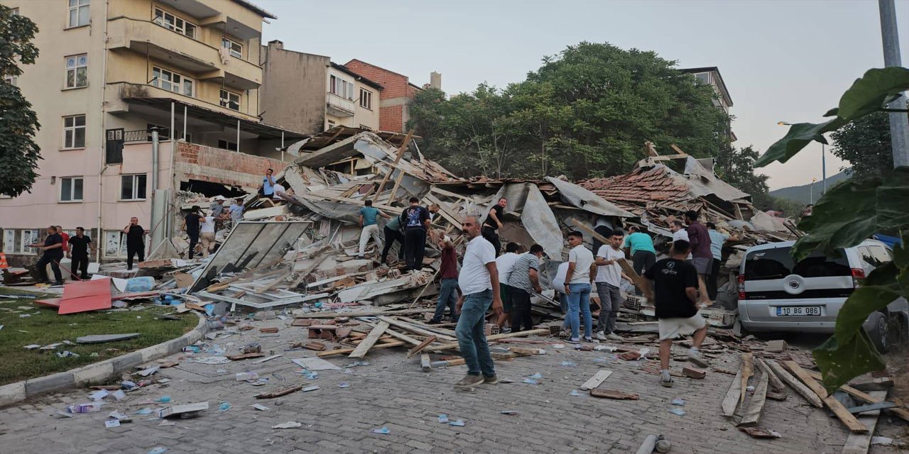 AKOM deprem sonrası İstanbul'un durumuyla ilgili açıklama yaptı