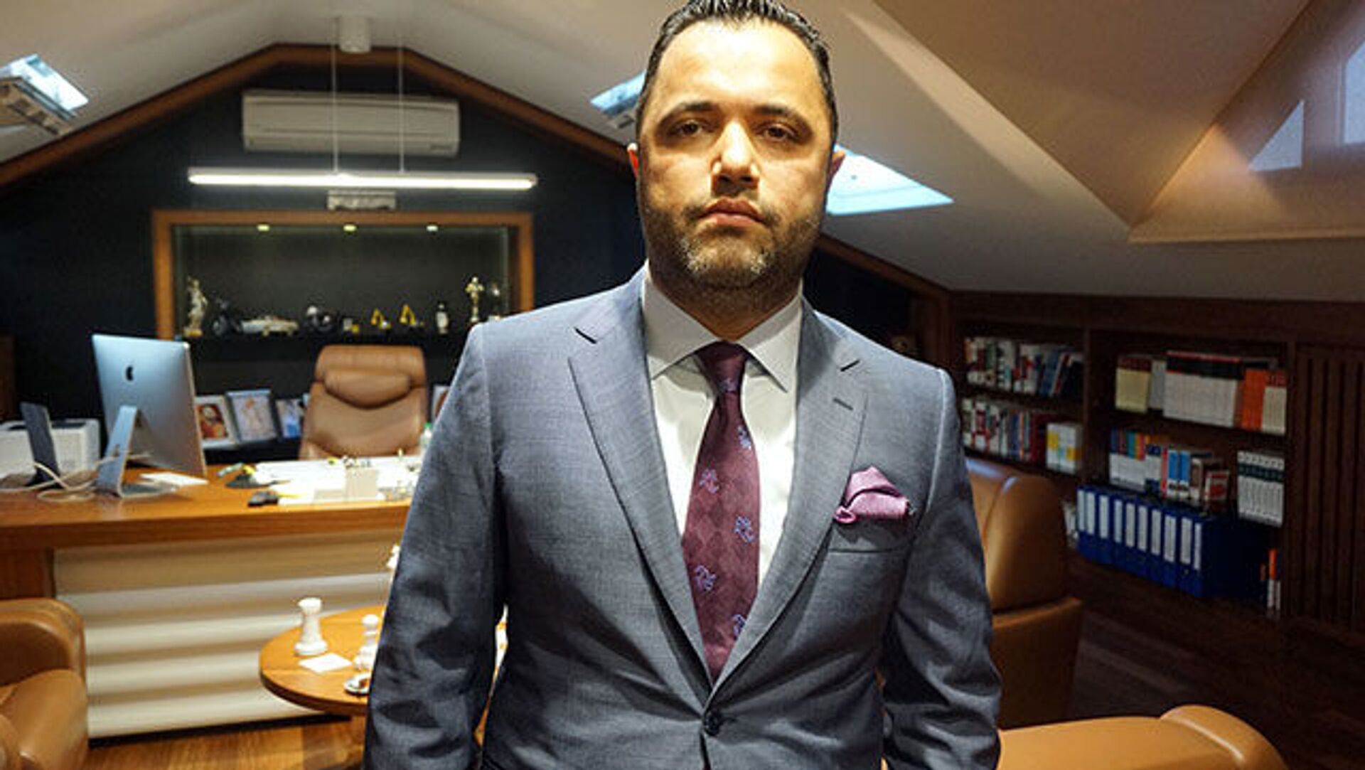 Avukat Rezan Epözdemir tutuklandı