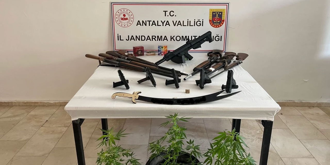 Antalya'da silah kaçakçılarına operasyon: 5 gözaltı