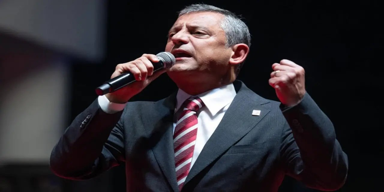 Özgür Özel: Asla baş eğmeyeceğiz!