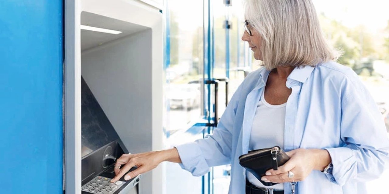 Emeklilere 30 bin TL rekor banka promosyonu verilecek