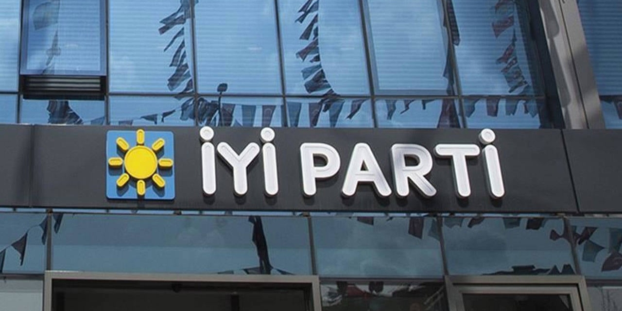 İYİ Parti Sakarya'da toplu istifa
