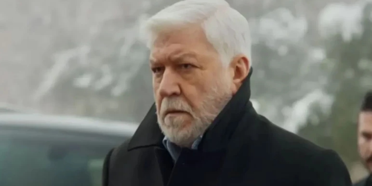 Uzak Şehir'in usta oyuncusu hastaneye kaldırıldı