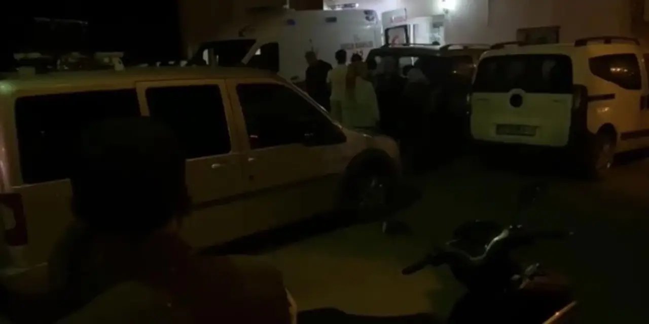 Diyarbakır'da bir otomobile silahlı saldırı: Ölü ve yaralılar var