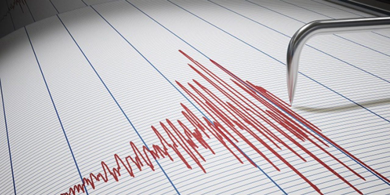 Sındırgı'da 4,5 büyüklüğünde deprem