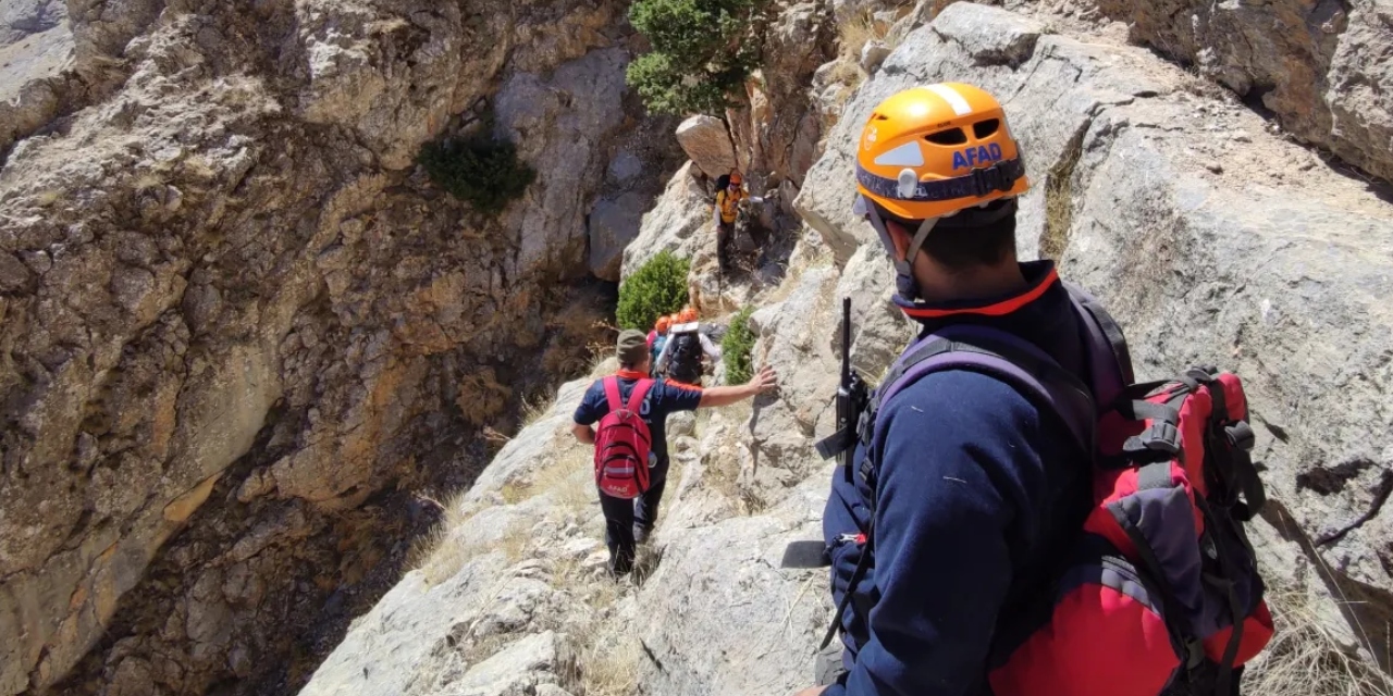 Kayseri'de dağ çayı ve ot toplamak için yaylaya çıkan kişi 4 gündür kayıp