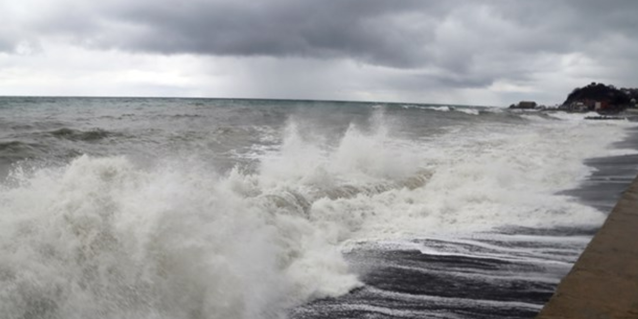 Marmara Bölgesi için kuvvetli rüzgar ve fırtına uyarısı