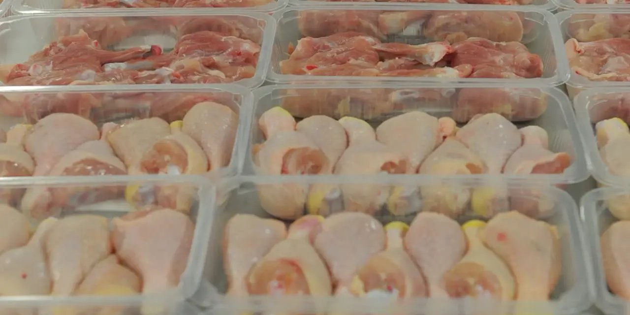 13 tavuk firmasına 3.7 milyar TL ceza kesildi