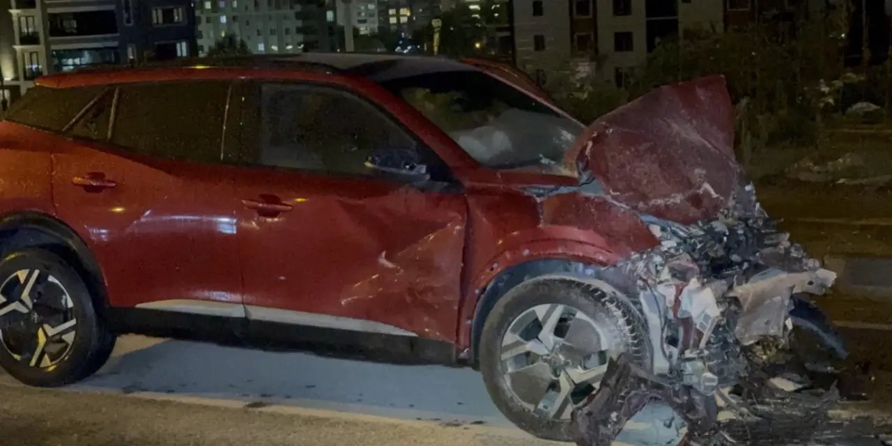 Samsun'da trafik kazasında anne ve kızı hayatını kaybetti