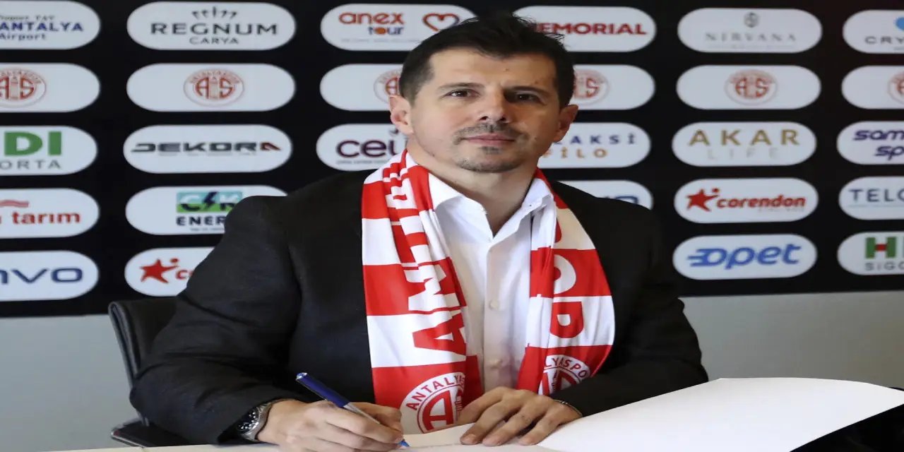 Emre Belözoğlu Antalyaspor'dan istifa etti