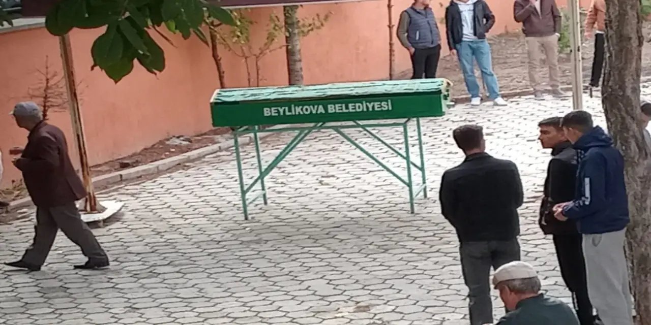 Eskişehir'de okulda fenalaşan 7 yaşındaki çocuk hayatını kaybetti