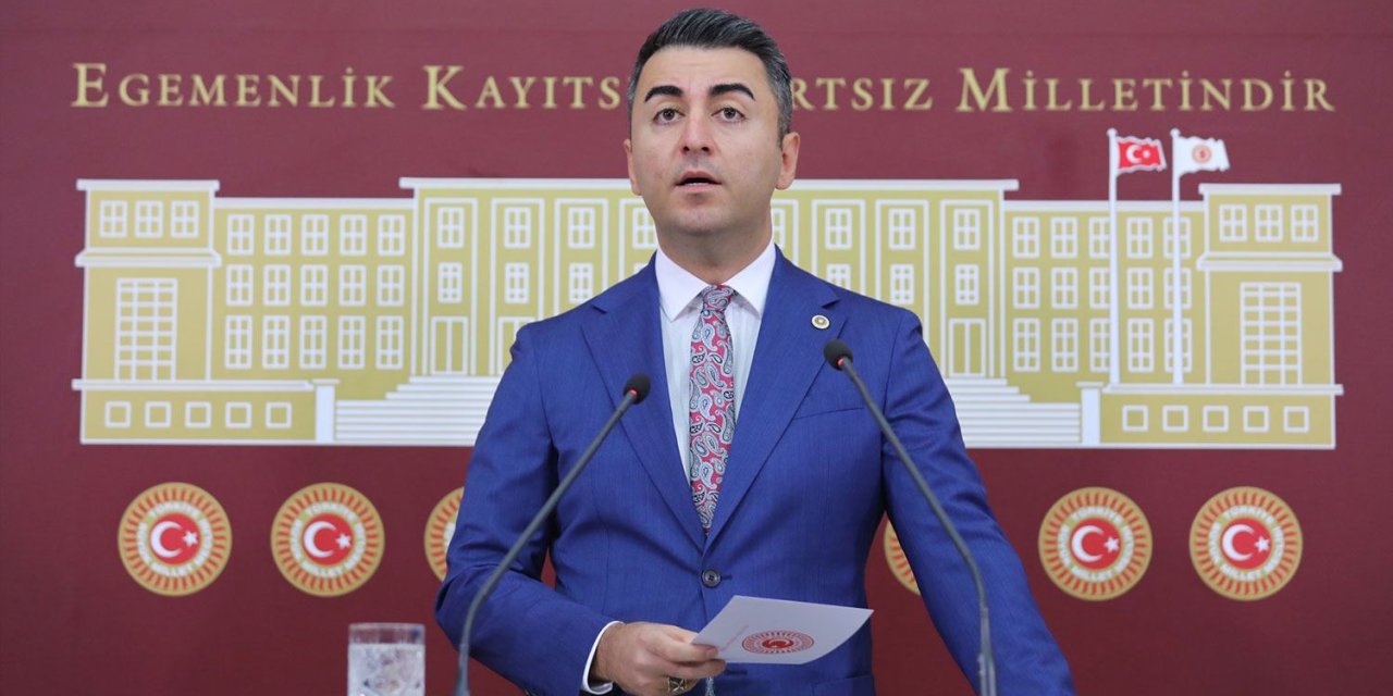 Cem Avşar: Aile yılında kaç kadın cinayeti işlendi?