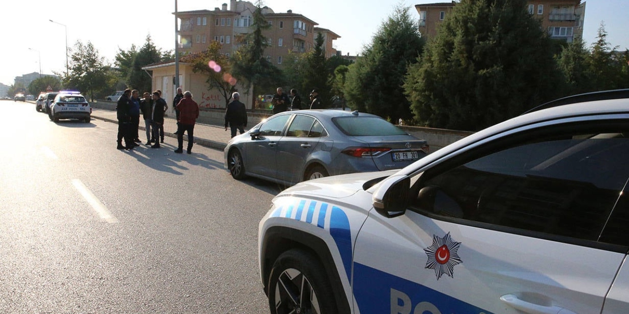 Denizli'de silahlı saldırı: Okul müdürü yaralandı