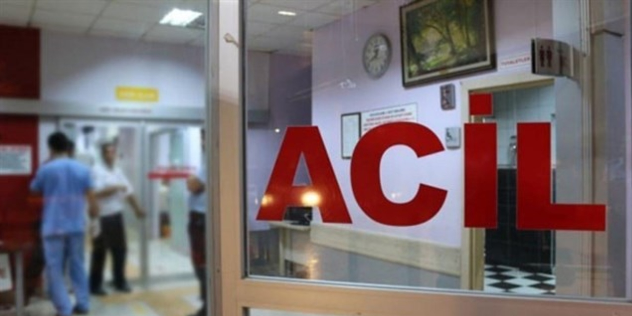 Servis aracı yolcu otobüsüne çarptı: 13 kişi yaralandı