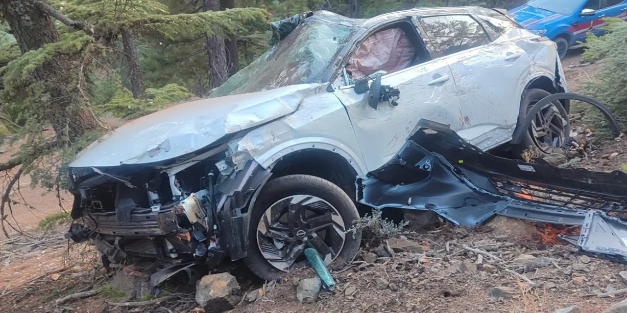 Adana'da trafik kazasında karı-koca çift hayatını kaybetti