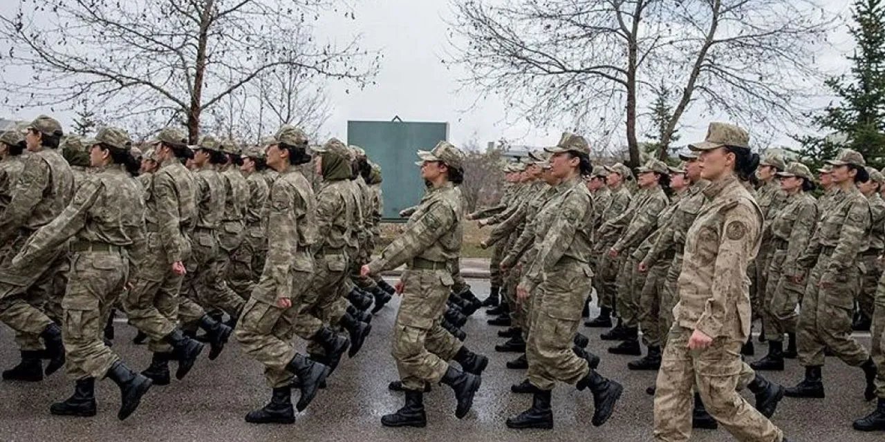 Kadınlara zorunlu askerlik mi geliyor?