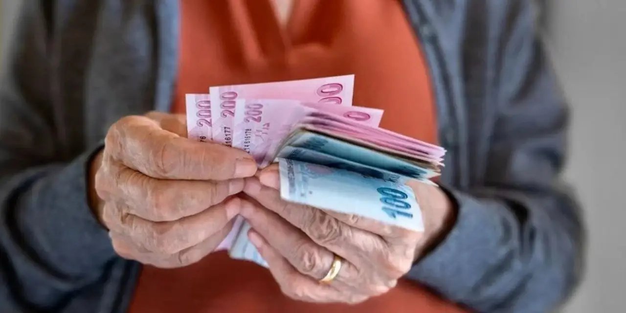 Emekli Maaş Zammı 2026: Refah Payı Yeniden Gündemde!