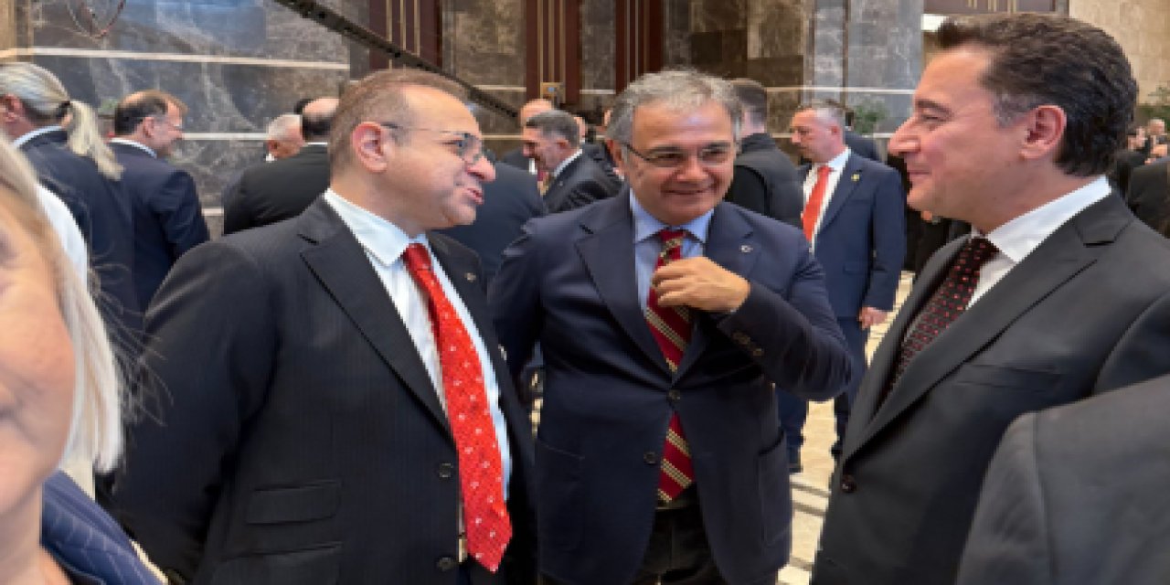 Fotoğraf sosyal medyada gündem oldu: Ali Babacan AK Parti yolunda