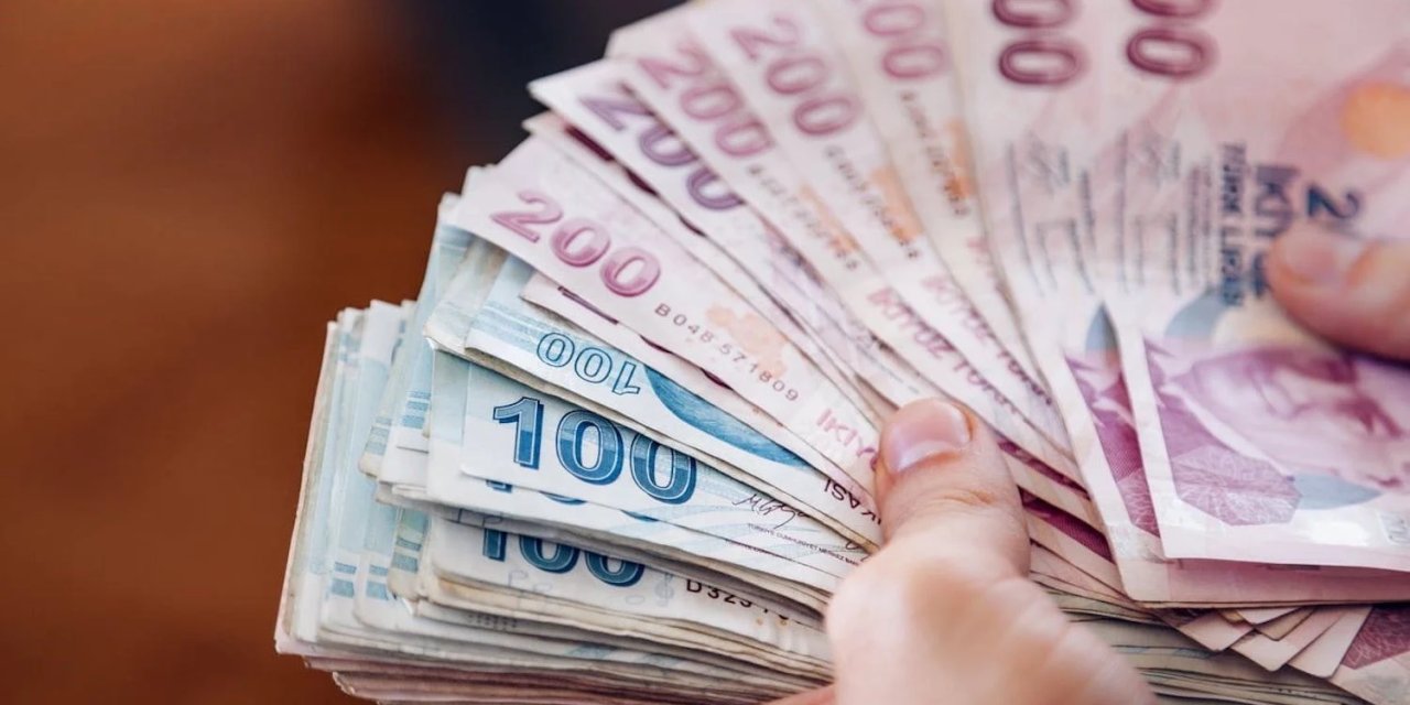 Tüm çalışanların maaşından yüzde 3 kesinti yapılacak