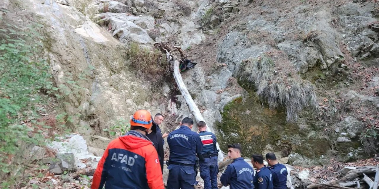Kahramanmaraş'ta kayıp olarak aranan genç uçurum dibinde ölü bulundu