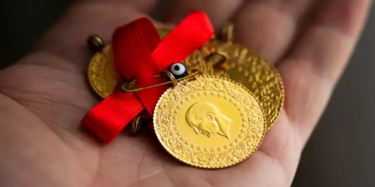 Emtia ekonomisti açıkladı: Altın gelecek yıl da düşmeye devam edecek