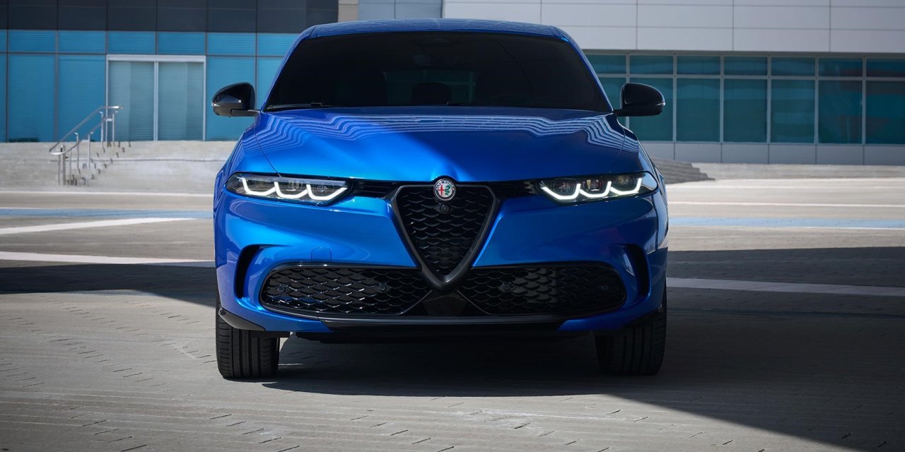 Alfa Romeo Tonela Junior Kasım 2024 fiyat listesi