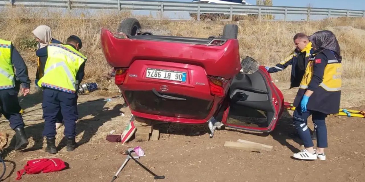 Konya'da otomobil şarampole yuvarlandı: 1 ölü 2 yaralı