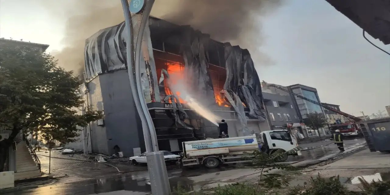 Kocaeli'ndeki yangın faciasında yeni gelişme: 7 kişi açığa alındı