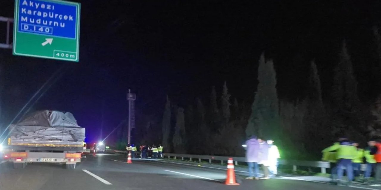 Sakarya'da otomobil çarptığı adam hayatını kaybetti