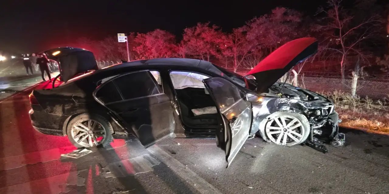 Ak Parti milletvekili trafik kazası geçirdi