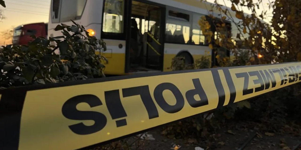 Konya'da belediye otobüsünde silahlı kavga: 1 kişi hayatını kaybetti