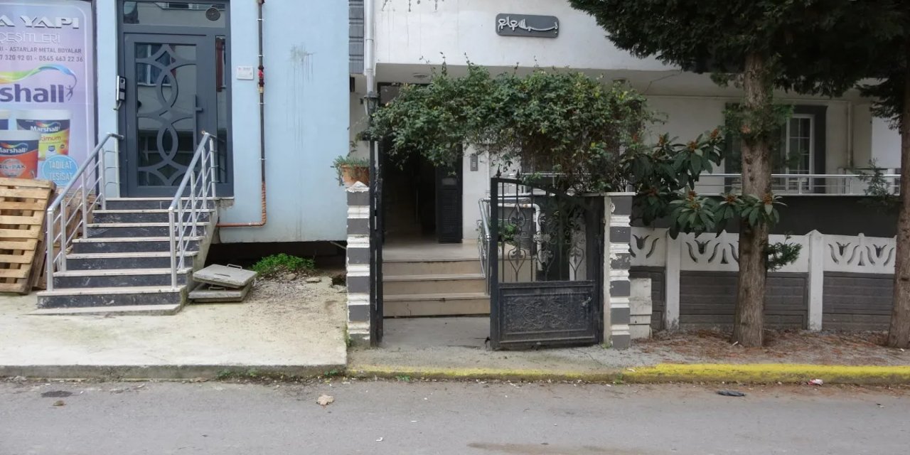 Kocaeli'nde işe gelmeyen polis memuru evinde ölü bulundu