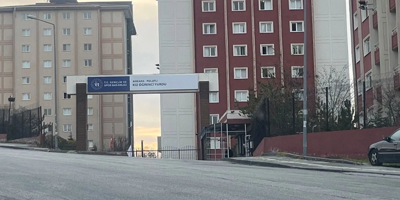 Ankara'da yurtta 4.kattan düşen kız öğrenci hayatını kaybetti