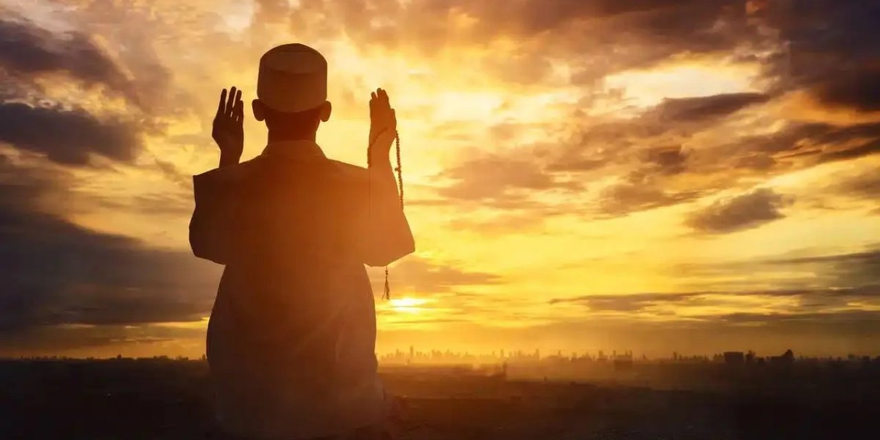 Borçtan kurtulma duası: İşte bol para için okunacak dualar, sureler