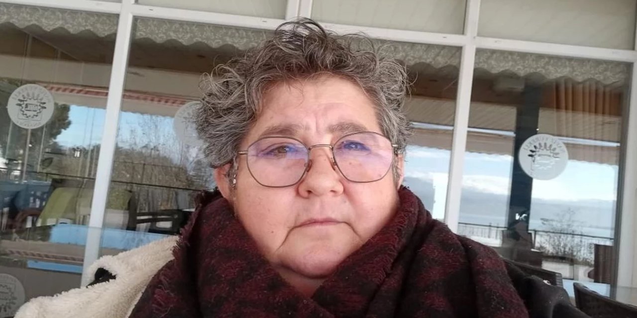 Emekli öğretim üyesi evinde ölü bulundu