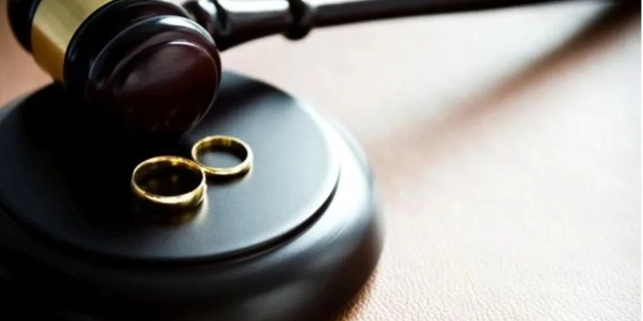 Sosyal medyada başka kadının fotoğrafını beğendi: Boşanma sebebi sayıldı