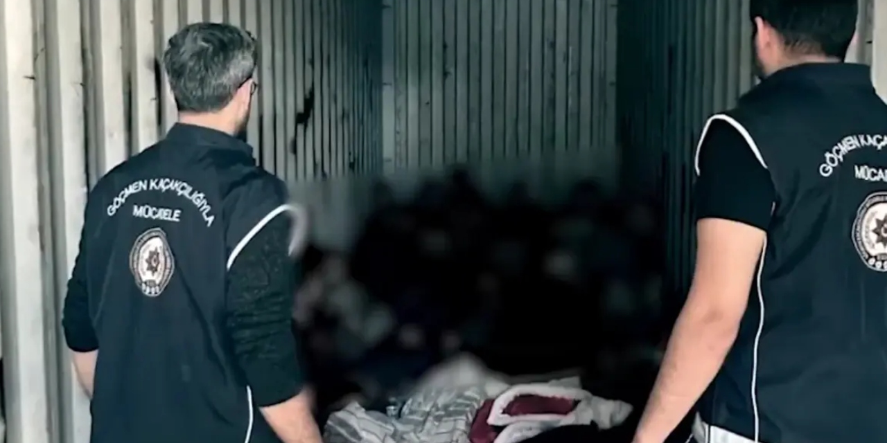 Mersin limanında konteynerde göçmenler yakalandı